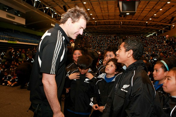 All Black Ali Williams meets kids